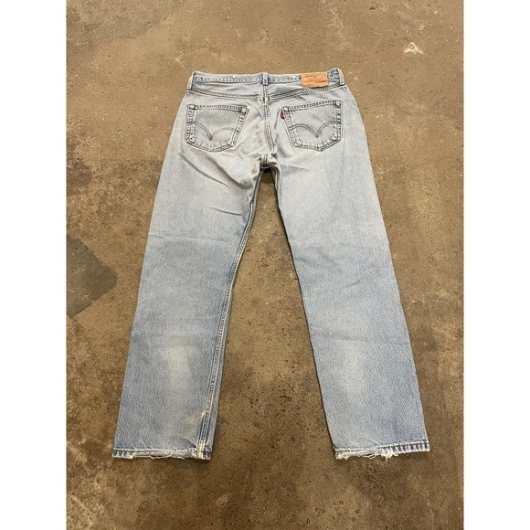 Levi's Light Wash Slim Straight Jeans - Picture 10 of 16